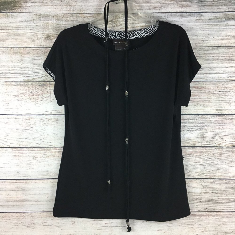 Dana Buchman Blouse Cap Sleeve Black Belt Animal Print